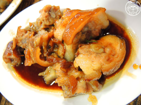 富狀元豬腳極品餐廳：呷飽祙【台中西區･富狀元極品豬腳餐廳】入口即化好吃豬腳