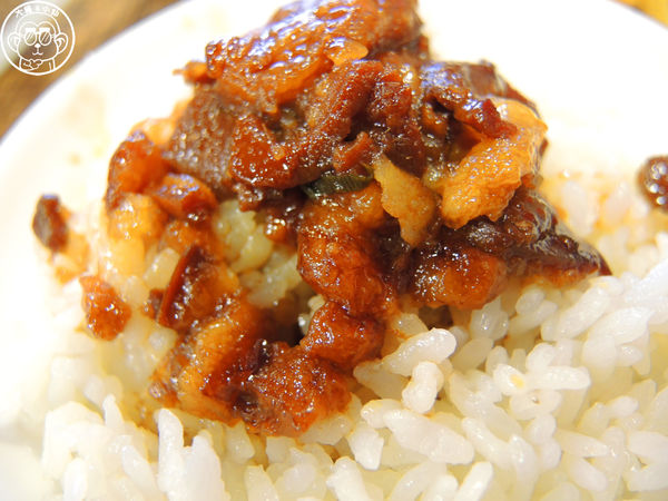 富狀元豬腳極品餐廳：呷飽祙【台中西區･富狀元極品豬腳餐廳】入口即化好吃豬腳