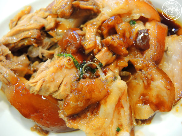 富狀元豬腳極品餐廳：呷飽祙【台中西區･富狀元極品豬腳餐廳】入口即化好吃豬腳