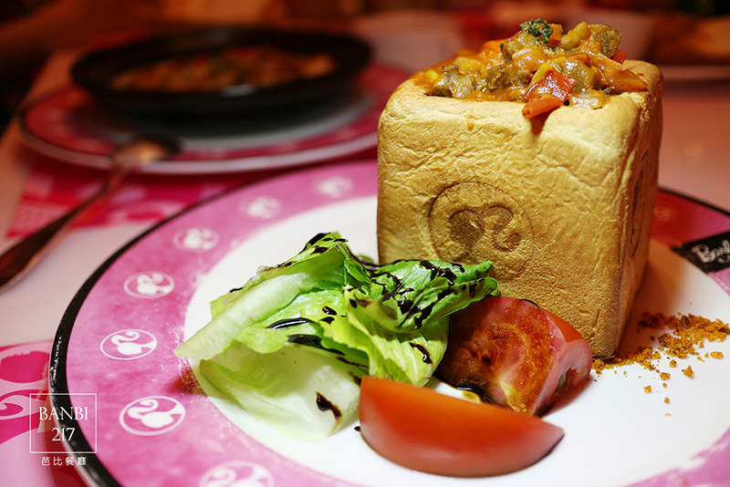 Banbi217 美食旅遊: Barbie Cafe 芭比餐廳 粉紅主題餐廳 (台北東區,捷運忠孝敦化站,捷運忠孝復興站,下午茶)[邀約]