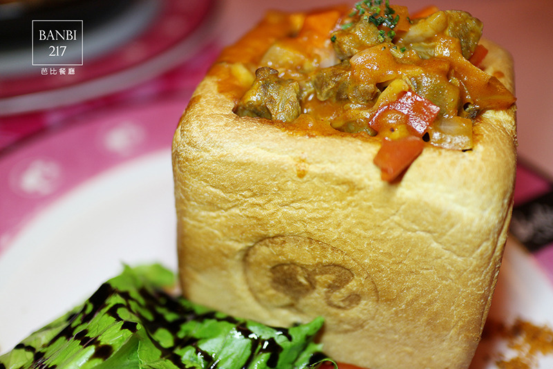 Banbi217 美食旅遊: Barbie Cafe 芭比餐廳 粉紅主題餐廳 (台北東區,捷運忠孝敦化站,捷運忠孝復興站,下午茶)[邀約]