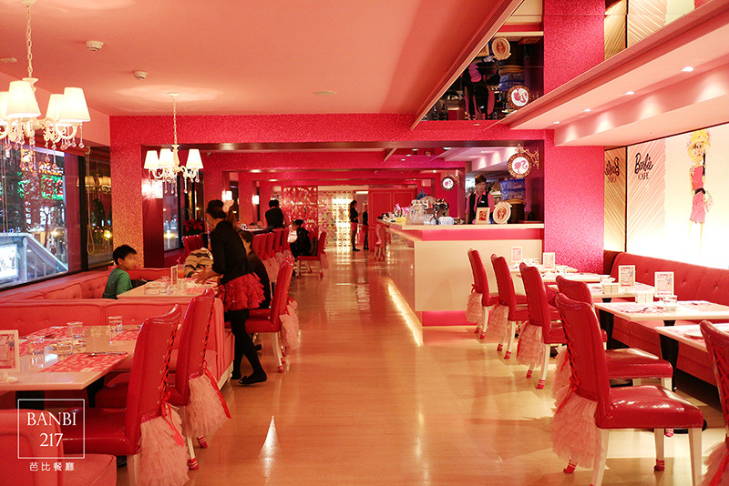 Banbi217 美食旅遊: Barbie Cafe 芭比餐廳 粉紅主題餐廳 (台北東區,捷運忠孝敦化站,捷運忠孝復興站,下午茶)[邀約]