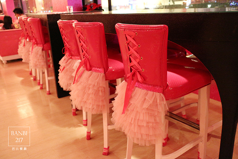 Banbi217 美食旅遊: Barbie Cafe 芭比餐廳 粉紅主題餐廳 (台北東區,捷運忠孝敦化站,捷運忠孝復興站,下午茶)[邀約]