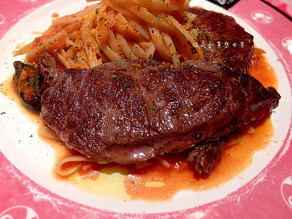 Barbie Cafe：【台北東區】女孩們的夢幻天堂！Barbie Cafe芭比咖啡！(邀約)