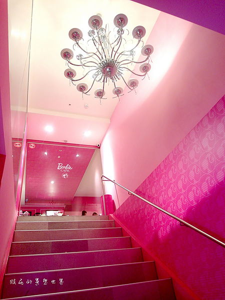 Barbie Cafe：【台北東區】女孩們的夢幻天堂！Barbie Cafe芭比咖啡！(邀約)