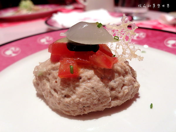 Barbie Cafe：【台北東區】女孩們的夢幻天堂！Barbie Cafe芭比咖啡！(邀約)