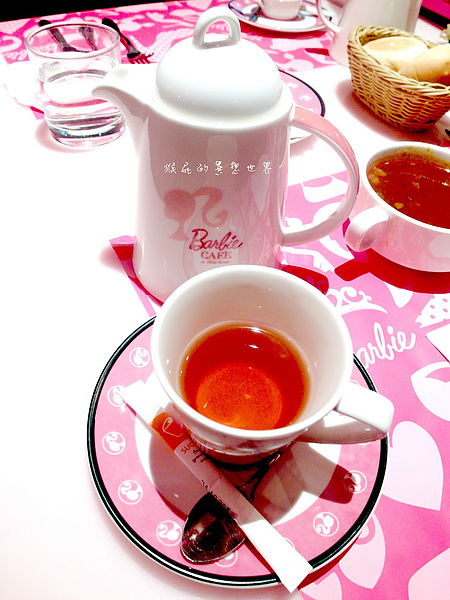 Barbie Cafe：【台北東區】女孩們的夢幻天堂！Barbie Cafe芭比咖啡！(邀約)