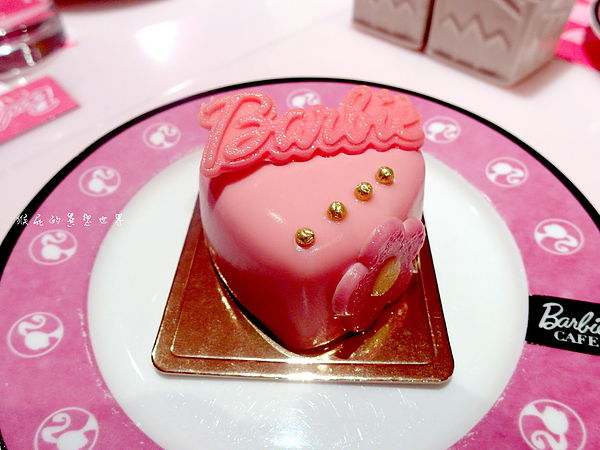 Barbie Cafe：【台北東區】女孩們的夢幻天堂！Barbie Cafe芭比咖啡！(邀約)