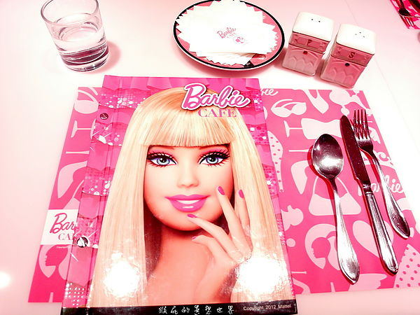 Barbie Cafe：【台北東區】女孩們的夢幻天堂！Barbie Cafe芭比咖啡！(邀約)