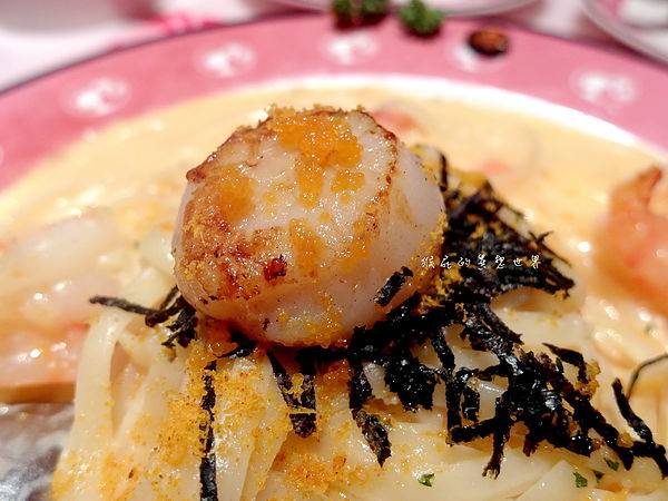 Barbie Cafe：【台北東區】女孩們的夢幻天堂！Barbie Cafe芭比咖啡！(邀約)