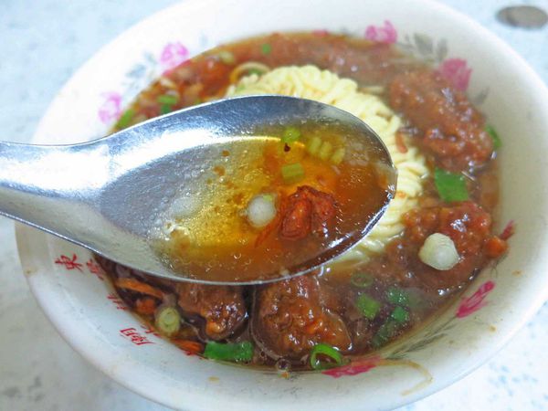 【台北萬華美食】豐原清水排骨麵-來自台中老街的好味道