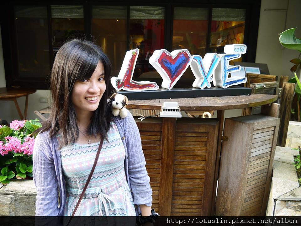 954693_565584276813419_931536058_n