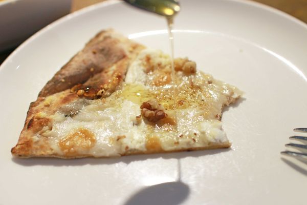 【台北餐廳】Pizzeria Oggi拿坡里披薩-正統拿坡里窯烤披薩吃到飽