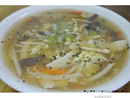 老地方:【食記】oO。o○新北市 三芝 老地方 手工小籠湯包 一口咬下湯包,湯包的湯汁就多達半湯匙,快釀成水災!超啾西~。oO。o○。