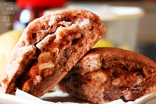 好客食品坊：[新竹♥食記 ]寶山好客食品坊。爆漿黑糖饅頭