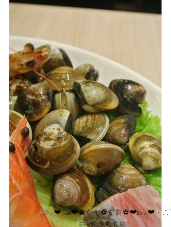 魚霸(內湖店)：【食記】oO。台北 內湖科學園區（內科） 魚霸 Fishbar   現在打卡送鮑魚，生魚片也是Double送哦～。o○。