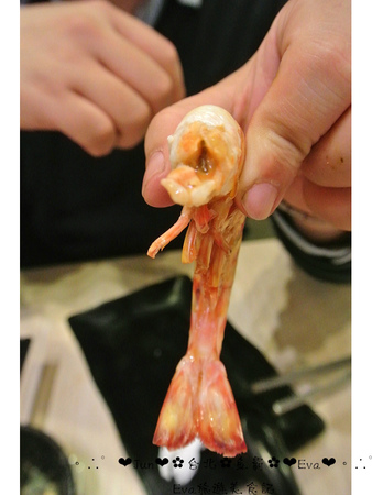 魚霸(內湖店)：【食記】oO。台北 內湖科學園區（內科） 魚霸 Fishbar   現在打卡送鮑魚，生魚片也是Double送哦～。o○。