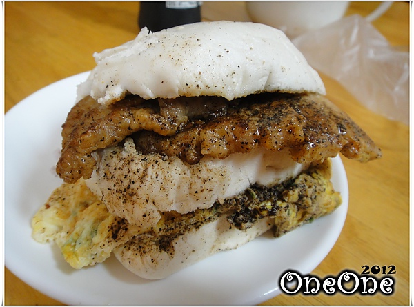 饅頭肉排蛋 (6)