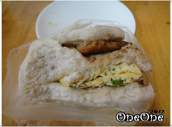 饅頭肉排蛋 (12)