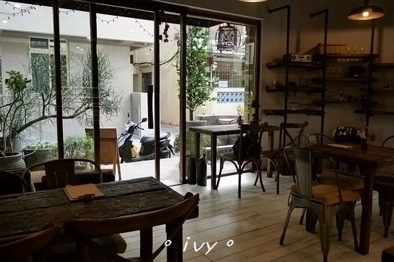 一百種味道：【新竹美食】一百種味道 ღ  幸福感的檸檬塔好吃