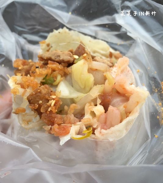 郭家潤餅：[新竹北區]城隍廟美食-郭家潤餅:超大份量CP質高超級推薦的好味道