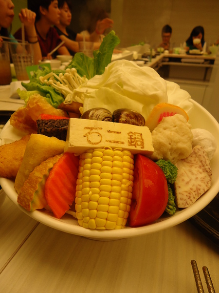 石二鍋(中興店):【台中火鍋食記】物美價廉的美味火鍋真是造福人民阿@王品集團石二鍋大里中興店