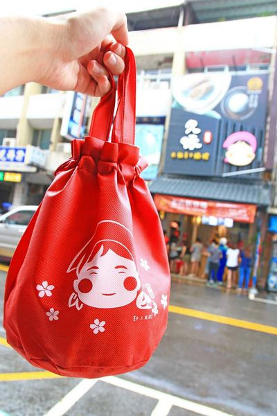 南投草屯旅遊必備伴手禮,久味麻糬草屯大姐手工麻糬-手工現做的美味