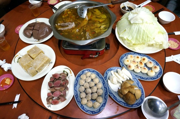 台灣番鴨牧場(大江店):海派豐盛之冬令進補爆好吃薑母鴨【台灣番鴨牧場/中壢大江店】