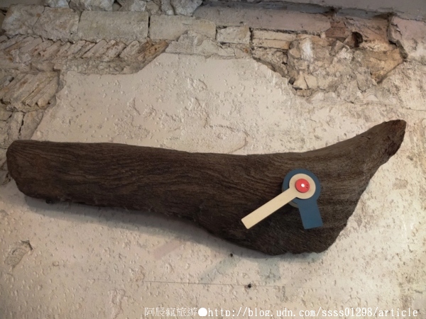 My Beverages 賣 飲料:【美食特搜。台南中西區】My Beverages 賣飲料。書香與甜品滋潤 高齡老屋改造而成的咖啡館