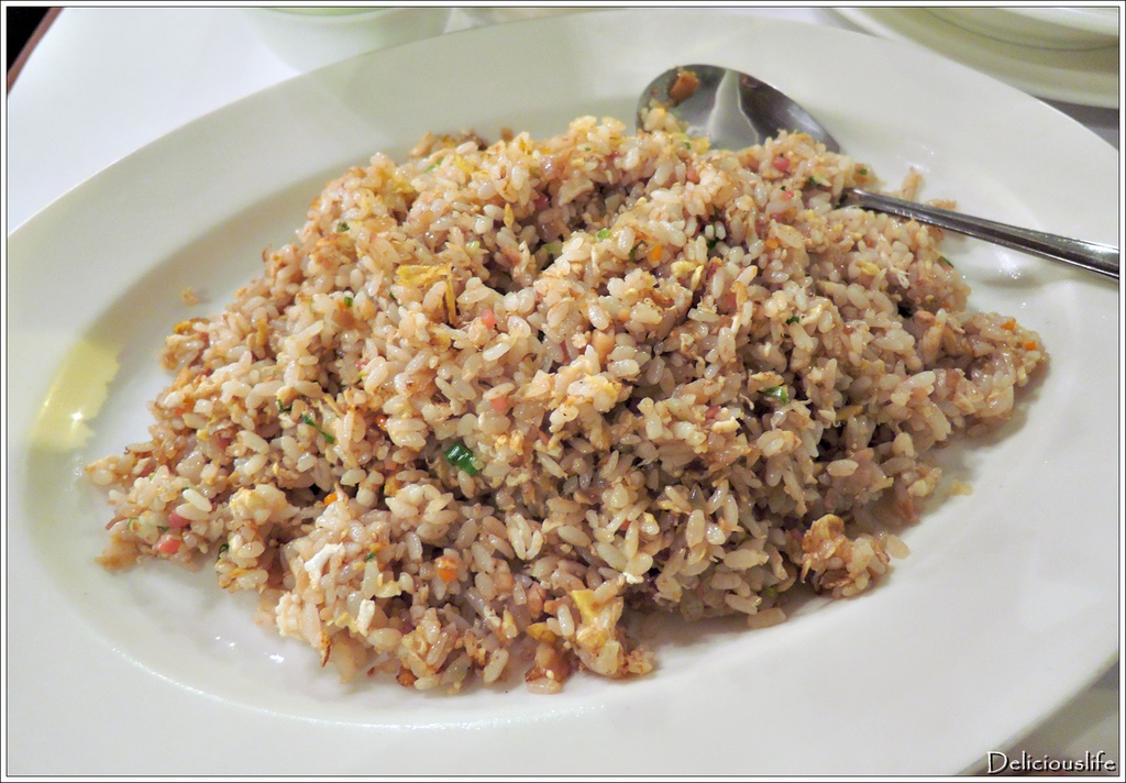 炒飯一份半250-1