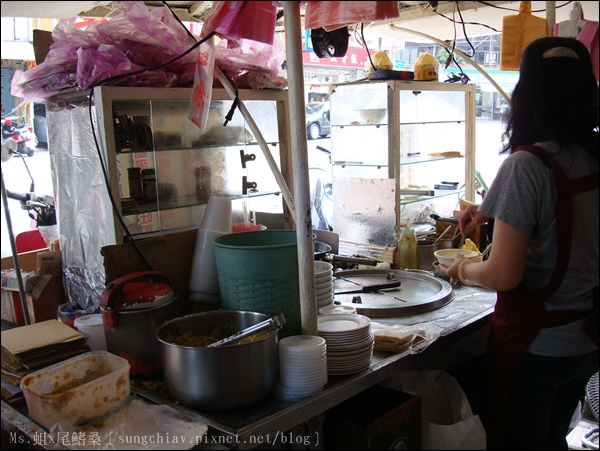豆奶宗：［台南中西］豆奶宗。早餐宵夜好選擇｜蛋餅沙茶原來好捧由？!