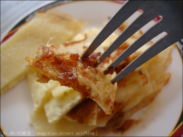 豆奶宗：［台南中西］豆奶宗。早餐宵夜好選擇｜蛋餅沙茶原來好捧由？!