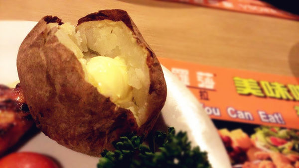 10814187_10152483240536762_1257577965_n_副本