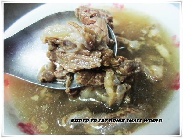 石精臼牛肉湯:石精臼牛肉湯vs老曾羊肉