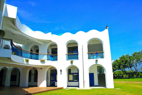 台東豐源國民小學：[遊記]【台東市】豐源國小。 最美的小學擁有地中海造景