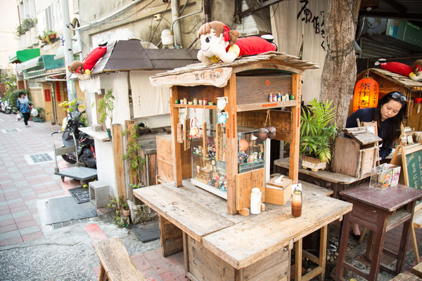 原作杏仁茶：[台南]漸層奶茶 古早味杏仁茶 府中街內的人氣飲品 原作杏仁茶