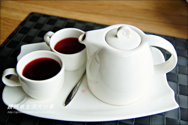 瑪森高地餐廳：【食記/台北市】優閒的下午時光景觀餐廳♪♪瑪森高地♪♪