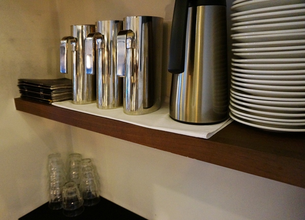 4Mano Caffé(忠孝店):【台北.捷運忠孝新生站】4Mano-『享受咖啡的純粹美好』