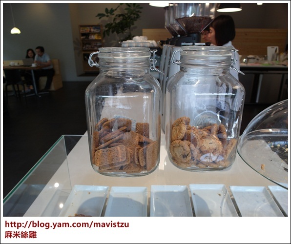 Fika Fika Cafe:『中山』FIKA FIKA CAFE 溫暖木質北歐風