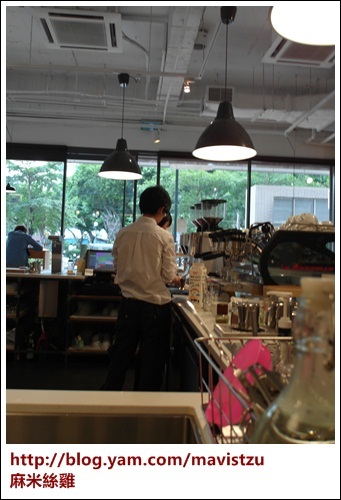 Fika Fika Cafe:『中山』FIKA FIKA CAFE 溫暖木質北歐風