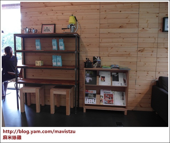 Fika Fika Cafe:『中山』FIKA FIKA CAFE 溫暖木質北歐風