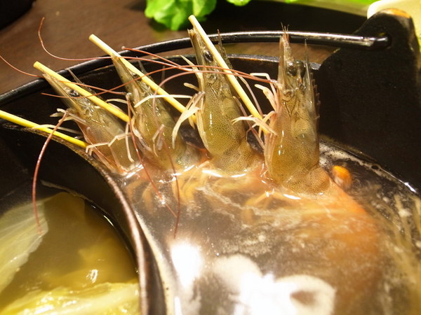 青禾幸福鍋物涮涮屋(永安店)：＜新北｜永安市場｜火鍋＞冬天吃鍋～青禾幸福鍋物涮涮屋