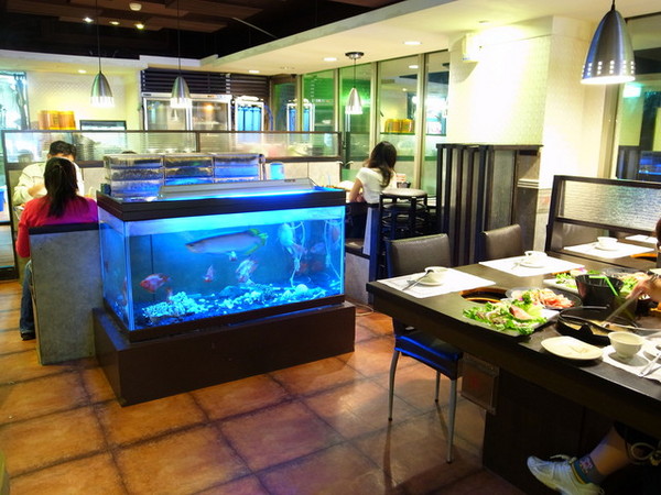 青禾幸福鍋物涮涮屋(永安店)：＜新北｜永安市場｜火鍋＞冬天吃鍋～青禾幸福鍋物涮涮屋