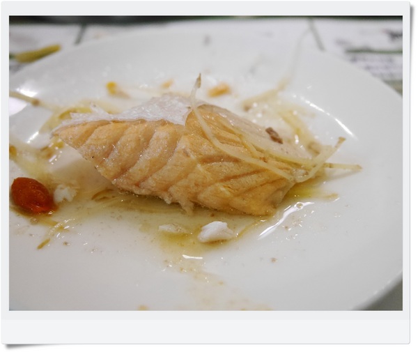 青禾幸福鍋物涮涮屋(永安店):【中和】青禾幸福鍋物涮涮屋-綜合魚片鍋+犇牛鍋