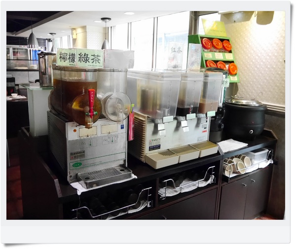 青禾幸福鍋物涮涮屋(永安店):【中和】青禾幸福鍋物涮涮屋-綜合魚片鍋+犇牛鍋