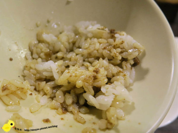 台北-青禾幸福鍋物涮涮屋(永安店)-個人鴛鴦火鍋-豪華海陸鍋-綜合魚片盤、犇牛盤