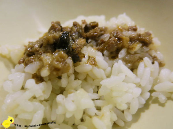 台北-青禾幸福鍋物涮涮屋(永安店)-個人鴛鴦火鍋-豪華海陸鍋-綜合魚片盤、犇牛盤