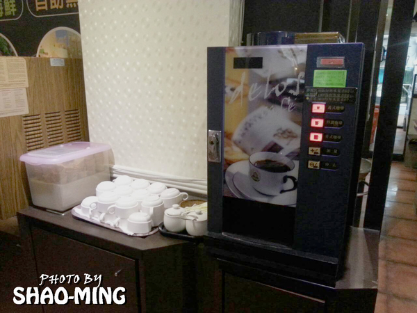 青禾幸福鍋物涮涮屋(永安店)：(中和)海陸饗宴、美味一番『青禾幸福鍋物』輕鬆享受美味好鍋