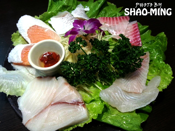 青禾幸福鍋物涮涮屋(永安店)：(中和)海陸饗宴、美味一番『青禾幸福鍋物』輕鬆享受美味好鍋