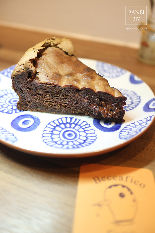 Banbi217 美食旅遊: Beccafico caffe 巷弄好咖啡與好吃手工蛋糕甜點,人氣下午茶店 (台北捷運善導寺站)
